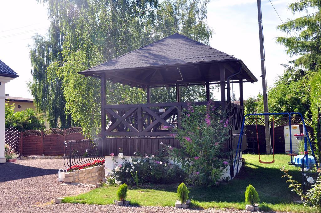 Pokoje Goscinne Mizera Kudowa-Zdrój Exterior foto